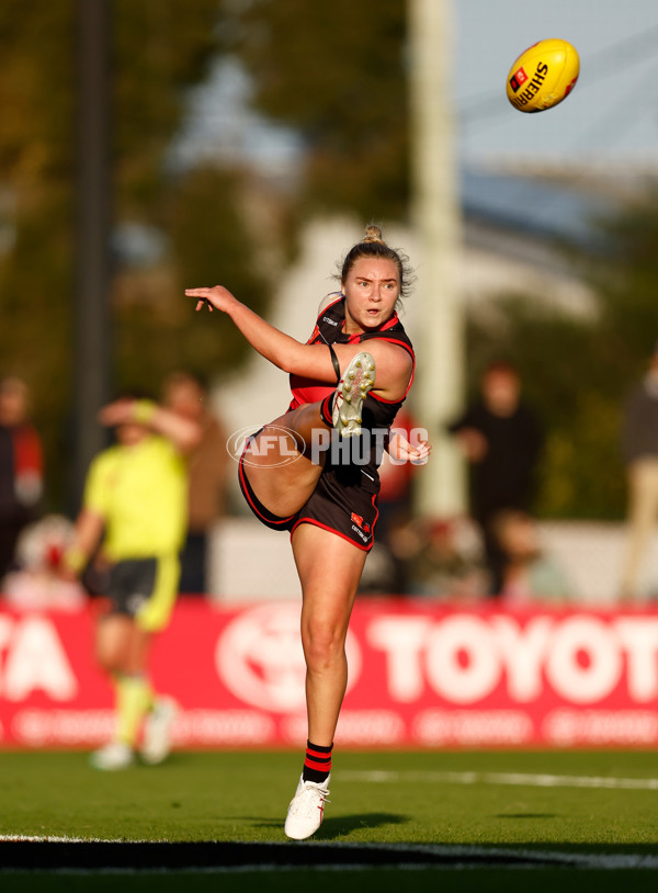 AFLW 2024 Round 01 - Essendon v Fremantle - A-53576147