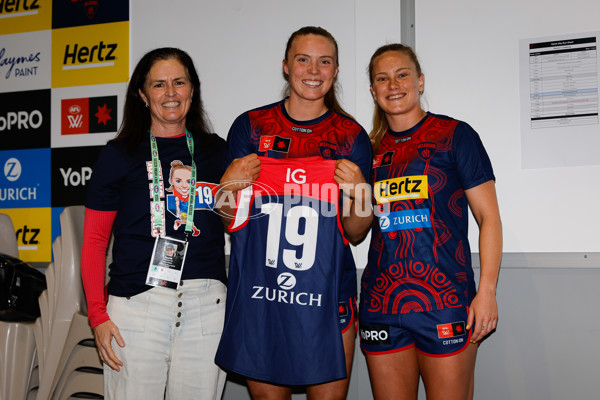 AFLW 2024 Round 01 - Geelong v Melbourne - A-53578852