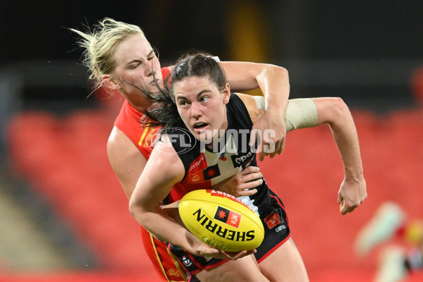 AFLW 2024 Round 01 - Gold Coast v St Kilda - A-53580973