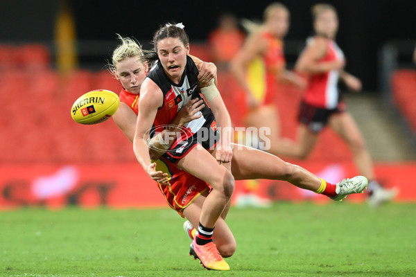 AFLW 2024 Round 01 - Gold Coast v St Kilda - A-53580976