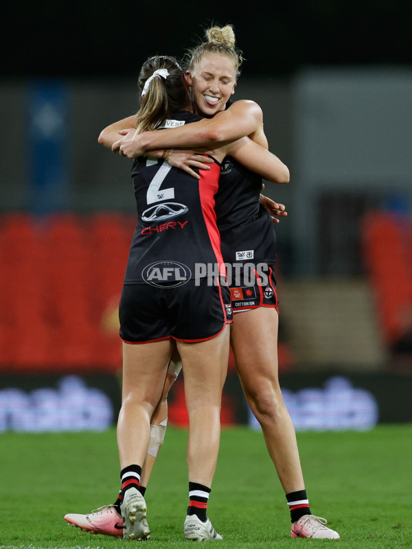 AFLW 2024 Round 01 - Gold Coast v St Kilda - A-53583379