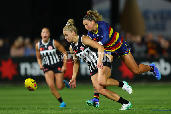 AFLW 2024 Round 01 - Port Adelaide v Adelaide - A-53590973