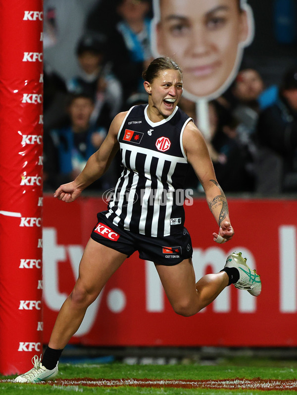 AFLW 2024 Round 01 - Port Adelaide v Adelaide - A-53591002