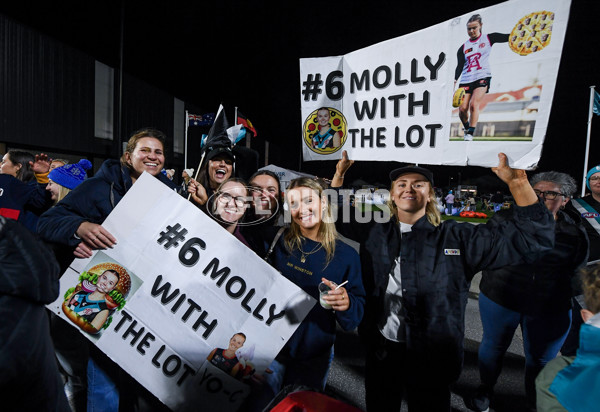 AFLW 2024 Round 01 - Port Adelaide v Adelaide - A-53591209
