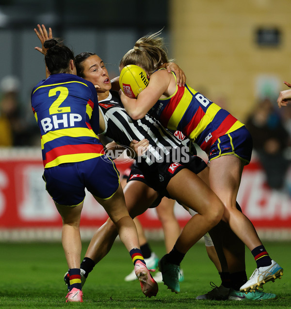 AFLW 2024 Round 01 - Port Adelaide v Adelaide - A-53591216