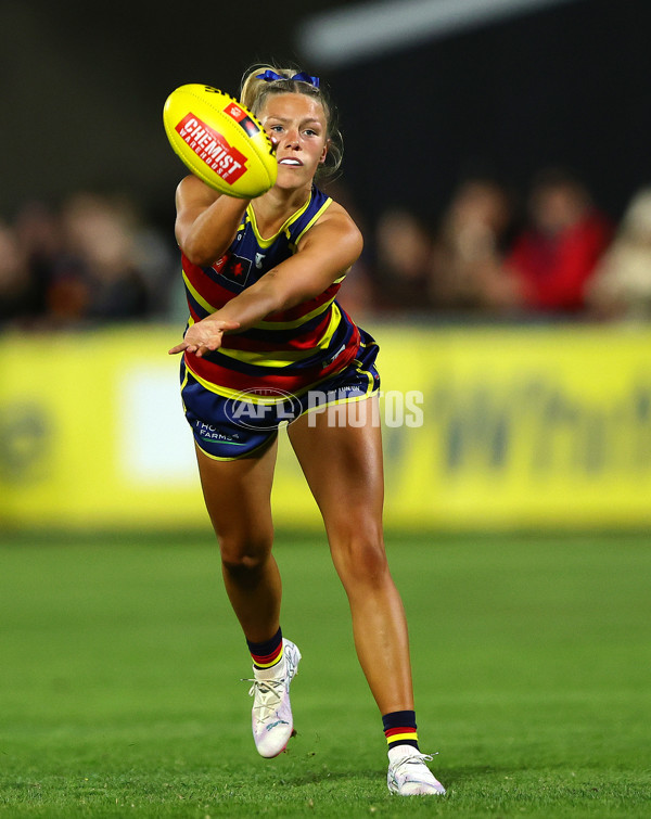 AFLW 2024 Round 01 - Port Adelaide v Adelaide - A-53591222