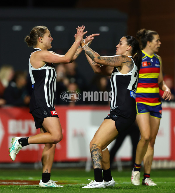 AFLW 2024 Round 01 - Port Adelaide v Adelaide - A-53591274