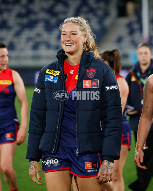 AFLW 2024 Round 01 - Geelong v Melbourne - A-53593395