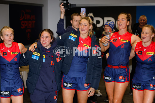 AFLW 2024 Round 01 - Geelong v Melbourne - A-53593397