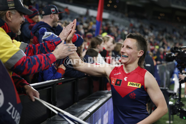 AFLW 2024 Round 01 - Geelong v Melbourne - A-53594350