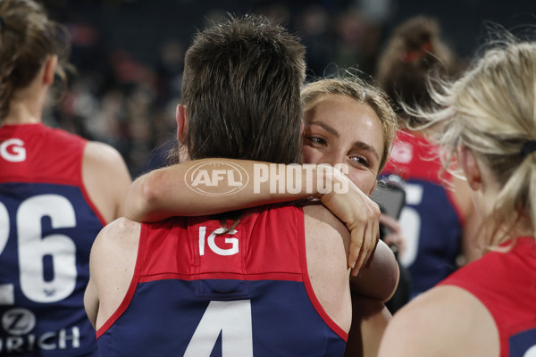 AFLW 2024 Round 01 - Geelong v Melbourne - A-53594357