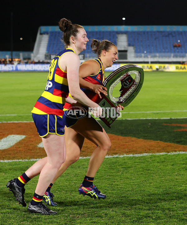 AFLW 2024 Round 01 - Port Adelaide v Adelaide - A-53595786