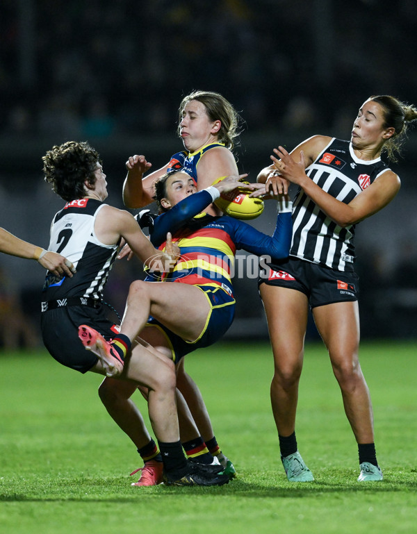 AFLW 2024 Round 01 - Port Adelaide v Adelaide - A-53598254