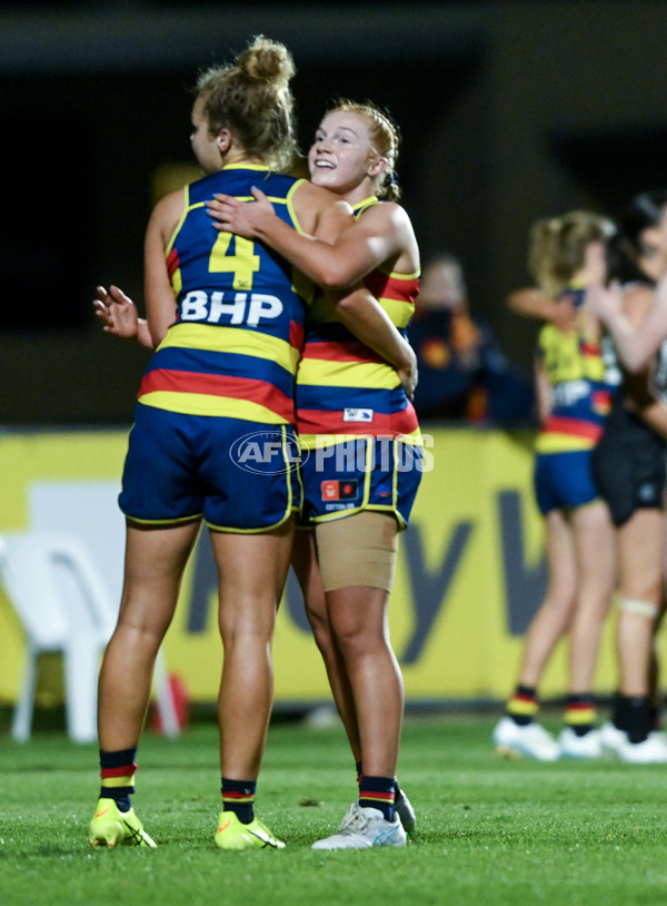 AFLW 2024 Round 01 - Port Adelaide v Adelaide - A-53601004