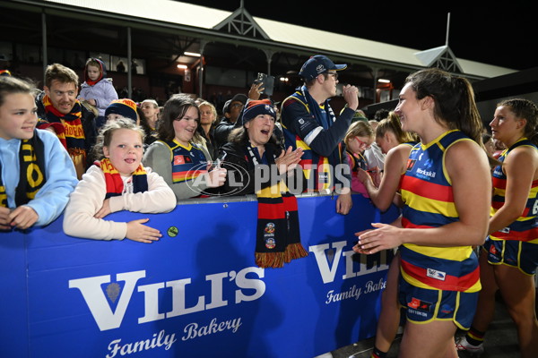 AFLW 2024 Round 01 - Port Adelaide v Adelaide - A-53601011