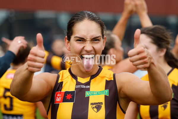 AFLW 2024 Round 01 - Hawthorn v Carlton - A-53612250