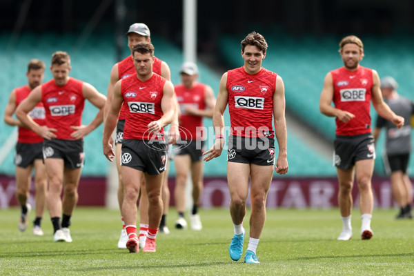 AFL 2024 Training - Sydney 040924 - A-53686610