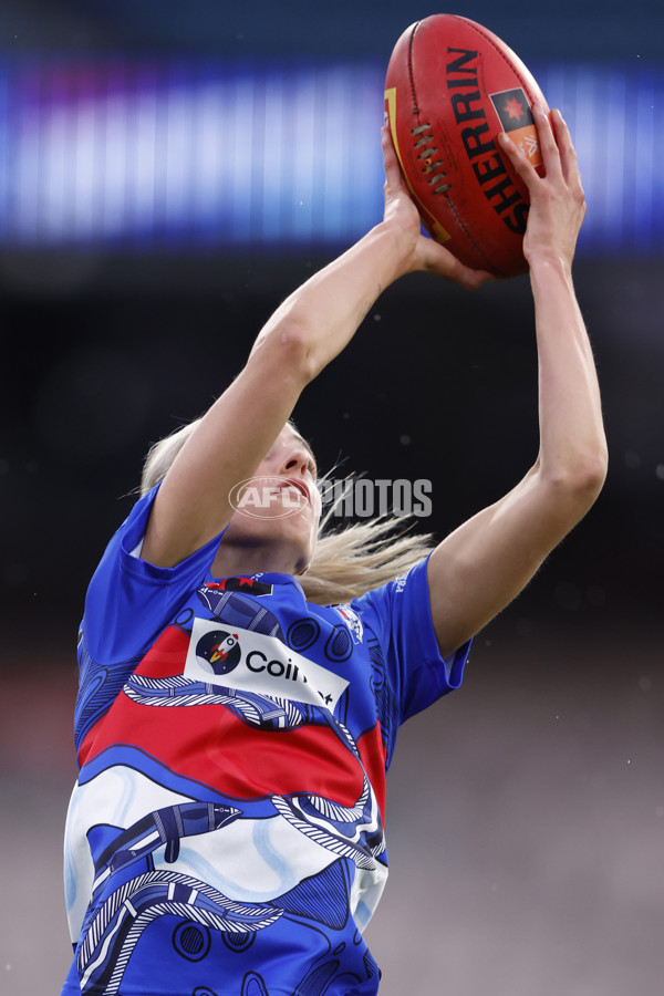 AFLW 2024 Round 02 - Western Bulldogs v Port Adelaide - A-53708311