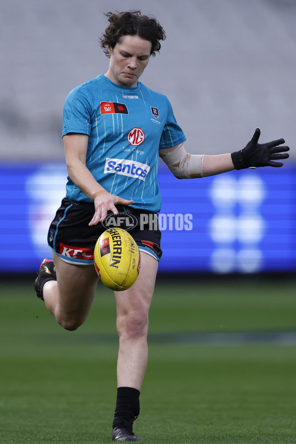 AFLW 2024 Round 02 - Western Bulldogs v Port Adelaide - A-53708315