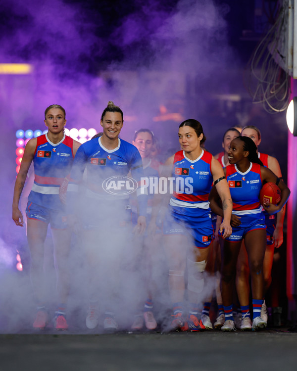 AFLW 2024 Round 02 - Western Bulldogs v Port Adelaide - A-53708331