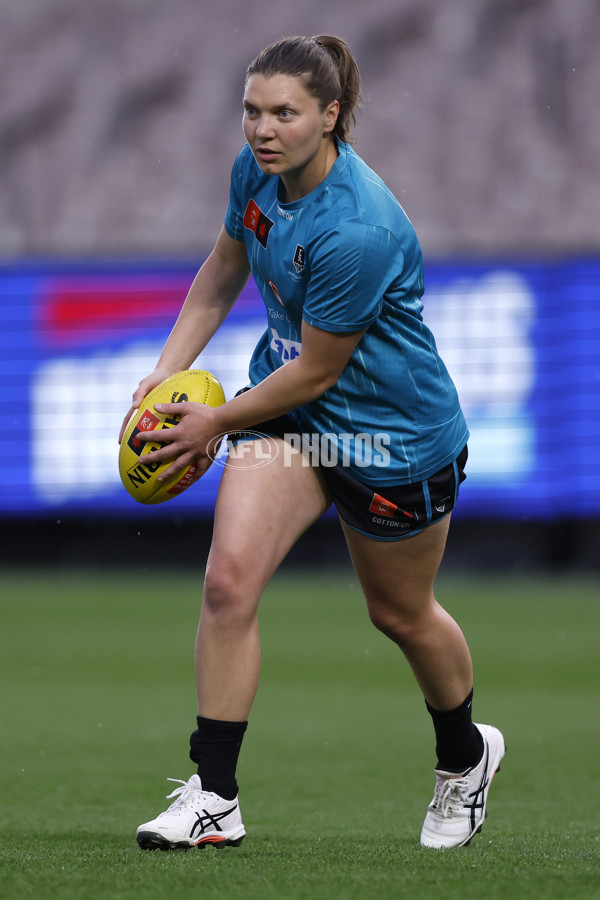 AFLW 2024 Round 02 - Western Bulldogs v Port Adelaide - A-53709390