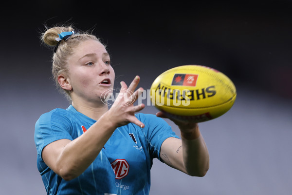 AFLW 2024 Round 02 - Western Bulldogs v Port Adelaide - A-53709396