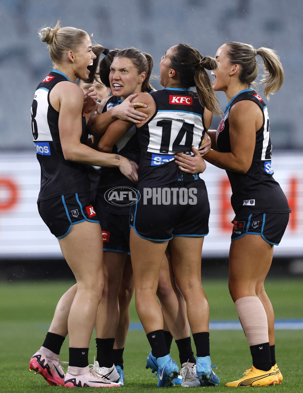 AFLW 2024 Round 02 - Western Bulldogs v Port Adelaide - A-53709413