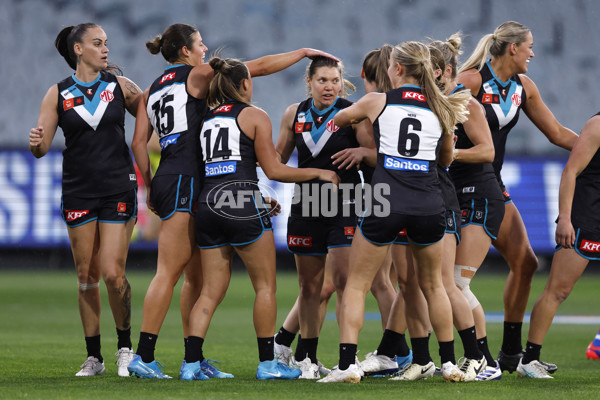 AFLW 2024 Round 02 - Western Bulldogs v Port Adelaide - A-53709414