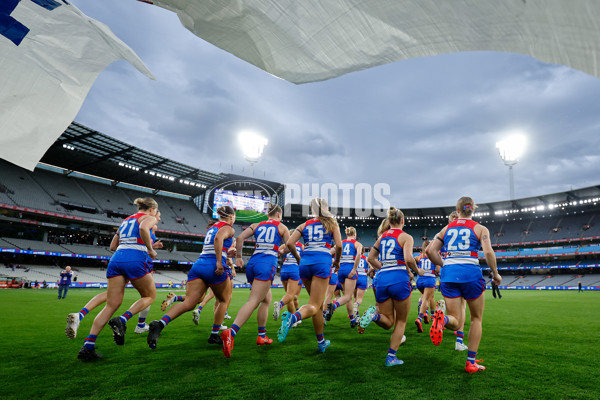 AFLW 2024 Round 02 - Western Bulldogs v Port Adelaide - A-53709419