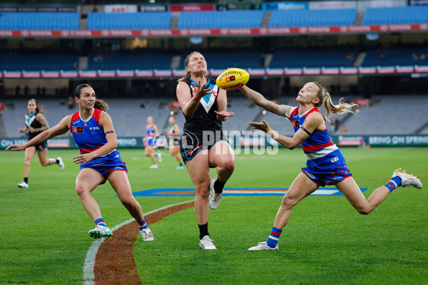 AFLW 2024 Round 02 - Western Bulldogs v Port Adelaide - A-53709433
