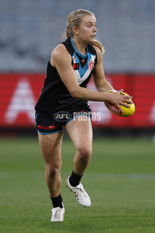 AFLW 2024 Round 02 - Western Bulldogs v Port Adelaide - A-53709469