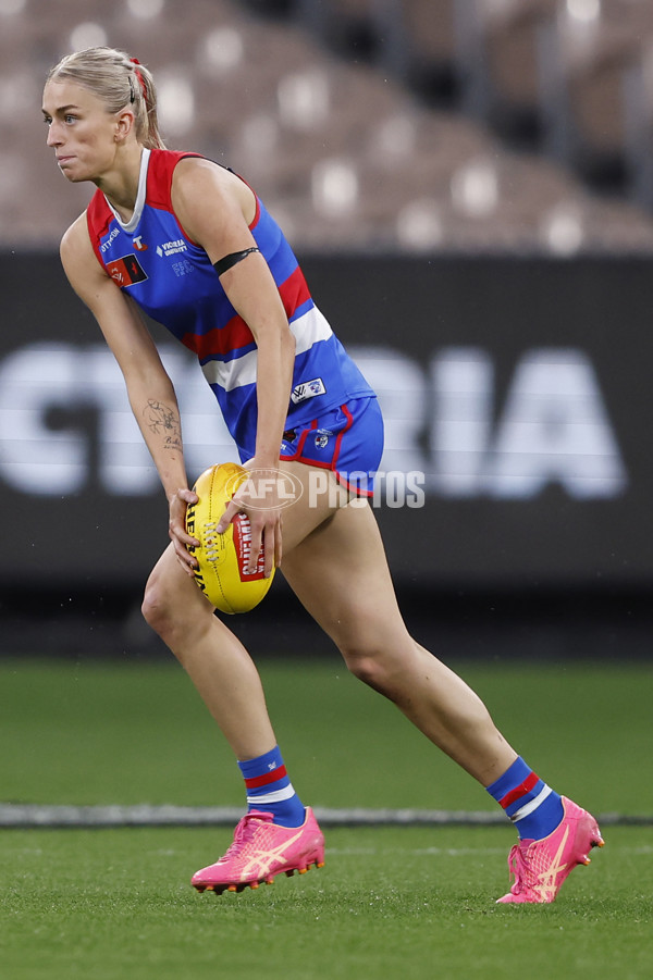 AFLW 2024 Round 02 - Western Bulldogs v Port Adelaide - A-53711720