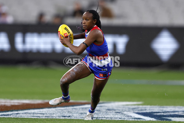 AFLW 2024 Round 02 - Western Bulldogs v Port Adelaide - A-53711726
