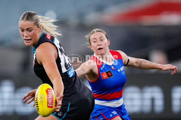 AFLW 2024 Round 02 - Western Bulldogs v Port Adelaide - A-53711732