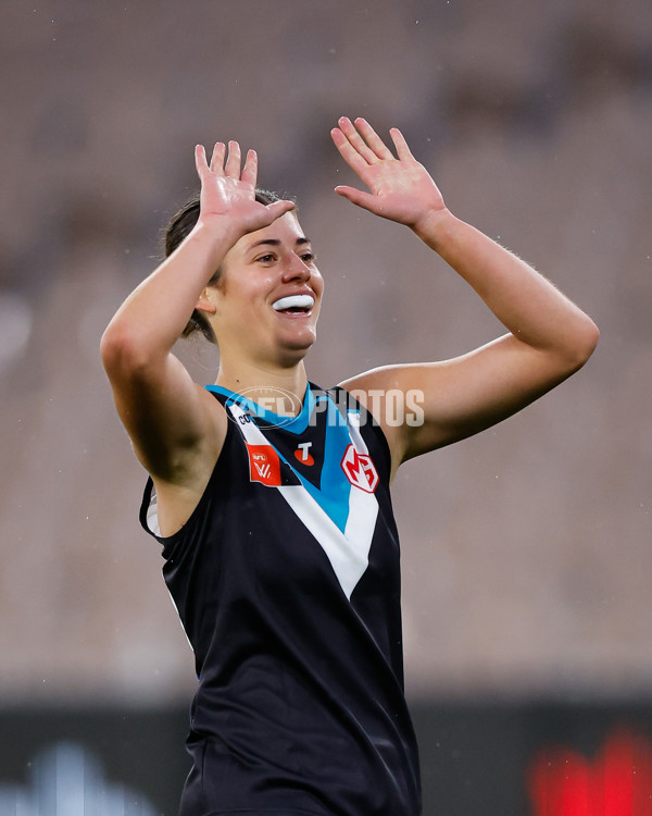 AFLW 2024 Round 02 - Western Bulldogs v Port Adelaide - A-53711737