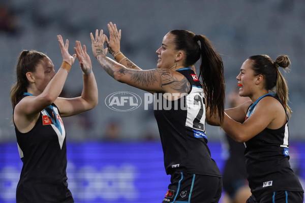 AFLW 2024 Round 02 - Western Bulldogs v Port Adelaide - A-53711776