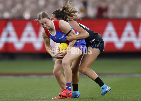 AFLW 2024 Round 02 - Western Bulldogs v Port Adelaide - A-53712618