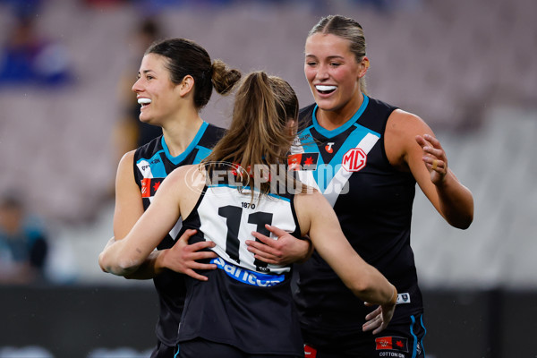 AFLW 2024 Round 02 - Western Bulldogs v Port Adelaide - A-53712623