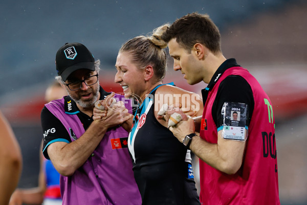 AFLW 2024 Round 02 - Western Bulldogs v Port Adelaide - A-53712634