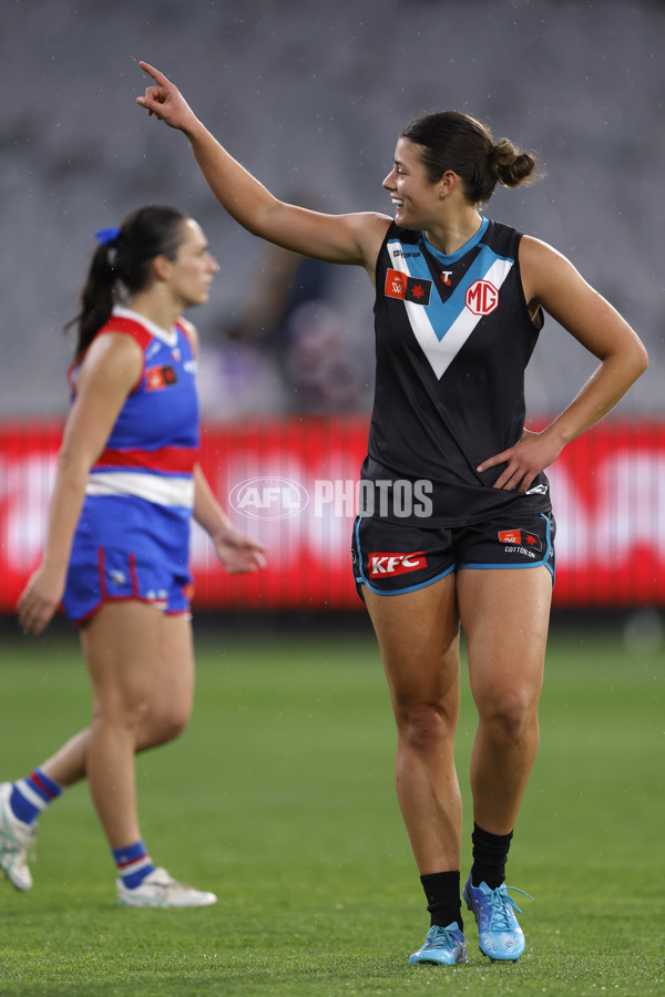 AFLW 2024 Round 02 - Western Bulldogs v Port Adelaide - A-53712650