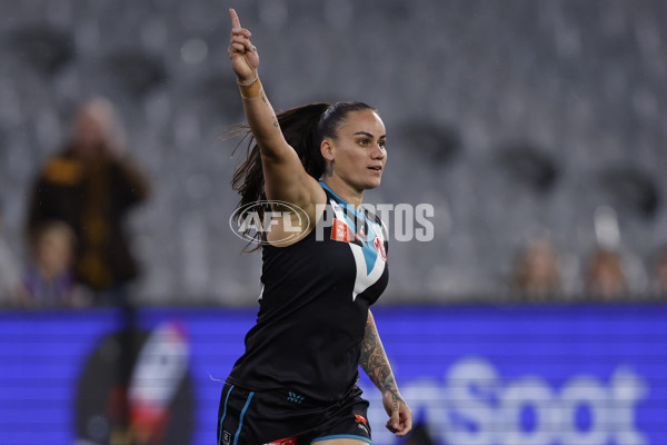 AFLW 2024 Round 02 - Western Bulldogs v Port Adelaide - A-53712659