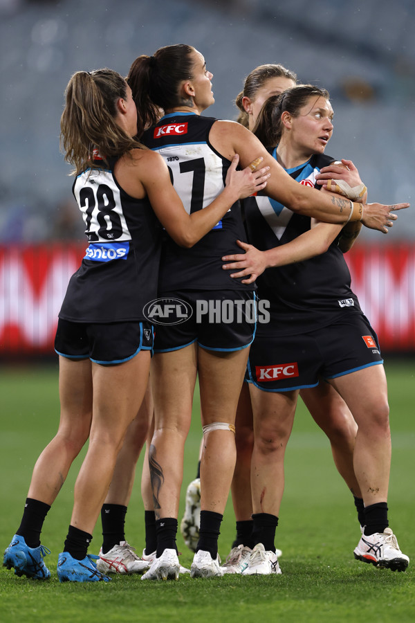 AFLW 2024 Round 02 - Western Bulldogs v Port Adelaide - A-53712677