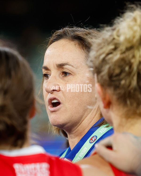 AFLW 2024 Round 02 - Western Bulldogs v Port Adelaide - A-53712686