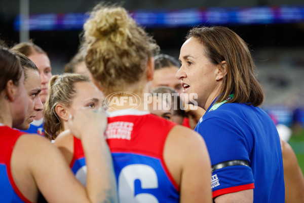 AFLW 2024 Round 02 - Western Bulldogs v Port Adelaide - A-53712695