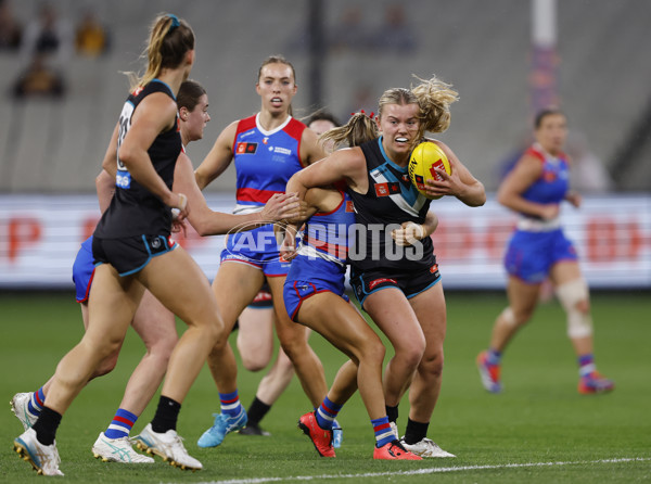 AFLW 2024 Round 02 - Western Bulldogs v Port Adelaide - A-53714539