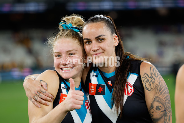 AFLW 2024 Round 02 - Western Bulldogs v Port Adelaide - A-53714590