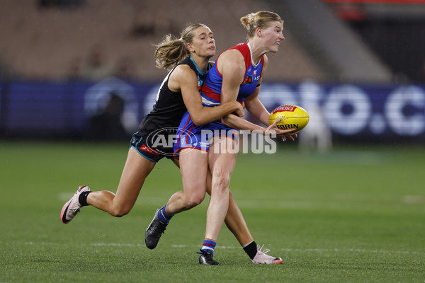 AFLW 2024 Round 02 - Western Bulldogs v Port Adelaide - A-53715357