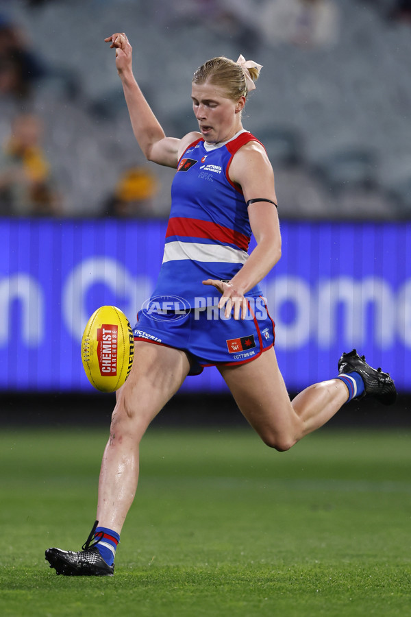 AFLW 2024 Round 02 - Western Bulldogs v Port Adelaide - A-53715362