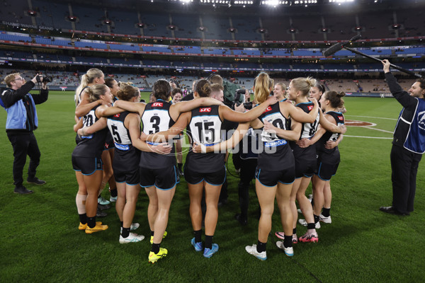 AFLW 2024 Round 02 - Western Bulldogs v Port Adelaide - A-53715364