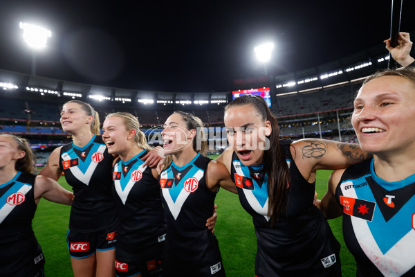 AFLW 2024 Round 02 - Western Bulldogs v Port Adelaide - A-53715373